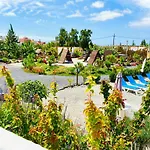 Bernegal Maday, Heated Bathtub Piscina Y Jardin By Deihu Experiences Διαμέρισμα *
