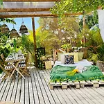 Bernegal Maday, Heated Bathtub Piscina Y Jardin By Deihu Experiences Διαμέρισμα *