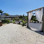 Bernegal Maday, Heated Bathtub Piscina Y Jardin By Deihu Experiences * Buzanada
