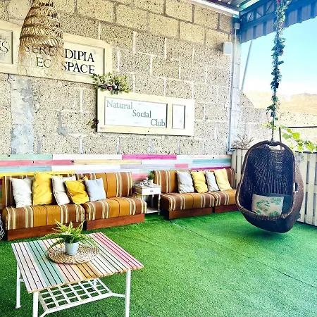 Bernegal Maday, Heated Bathtub Piscina Y Jardin By Deihu Experiences *