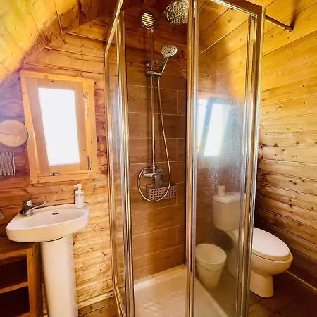Apartamento Bernegal Maday, Heated Bathtub Piscina Y Jardin