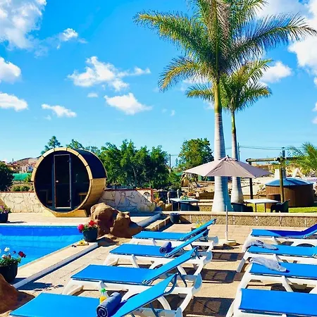 Lägenhet Bernegal Maday, Heated Bathtub Piscina Y Jardin By Deihu Experiences Buzanada