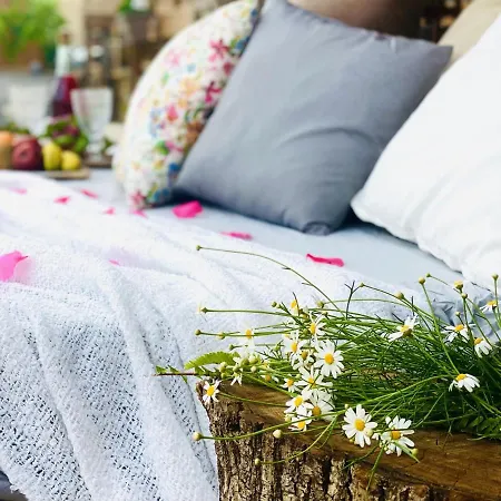 Bernegal Maday, Heated Bathtub Piscina Y Jardin By Deihu Experiences * Buzanada