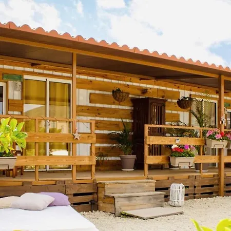 Bernegal Maday, Heated Bathtub Piscina Y Jardin By Deihu Experiences Lägenhet