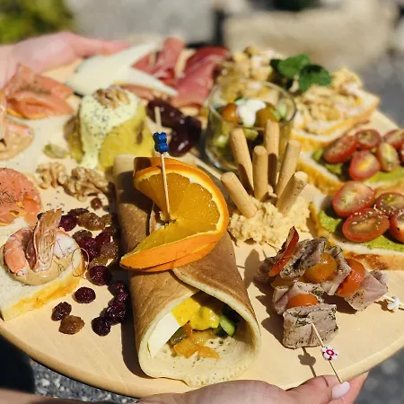 Bernegal Maday, Heated Bathtub Piscina Y Jardin By Deihu Experiences