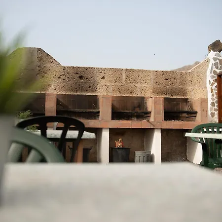 Bernegal Maday, Heated Bathtub Piscina Y Jardin By Deihu Experiences Lägenhet *