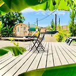 Bernegal Maday, Heated Bathtub Piscina Y Jardin By Deihu Experiences * Buzanada