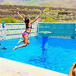 Appartamento Bernegal Maday, Heated Bathtub Piscina Y Jardin By Deihu Experiences *